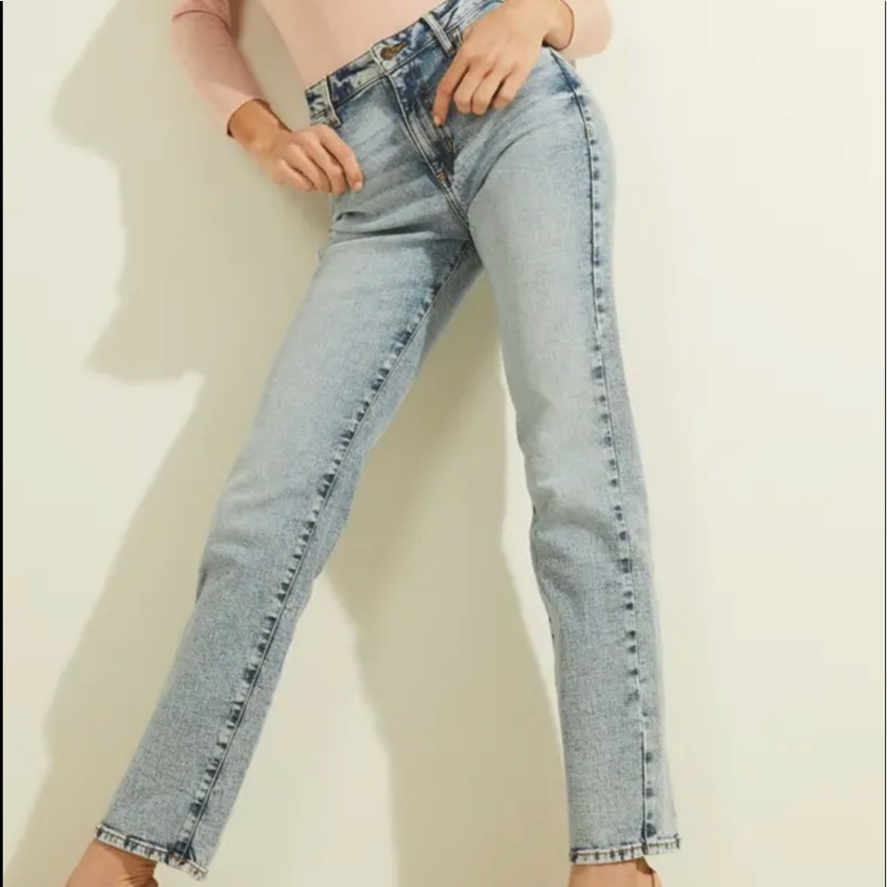 New season Guess white washed jeans as 28